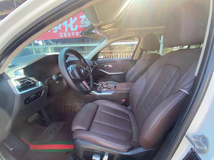 BMW 3 Series 320Li M спортпакет — фото 4