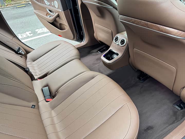 Mercedes-Benz E-Class E 300 L люкс — фото 17