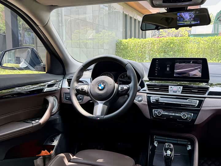 BMW X2 2023 s Drive 25i M — фото 14