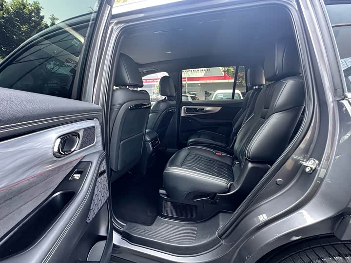 Trumpchi GS8 2022 2.0 TM 2 WD ( ) — фото 6