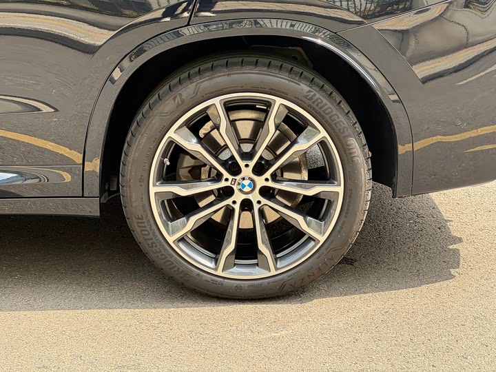 BMW X3 2023 x Drive 30i Leading M — фото 7