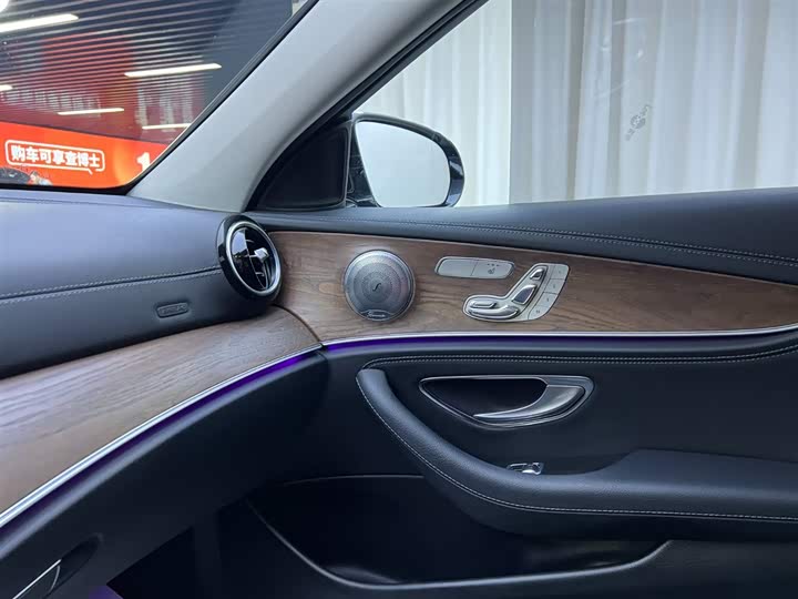 Mercedes-Benz E-Class 2016 E 300 L — фото 21