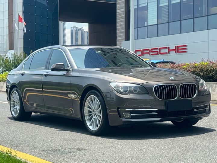BMW 7 Series 730Li — фото 2