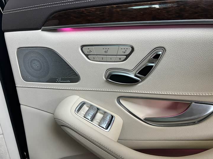 Mercedes-Benz S-Class 2017 S 320 L Luxury — фото 10