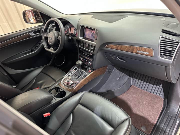 Audi Q5 2017 40 TFSI Comfort — фото 27