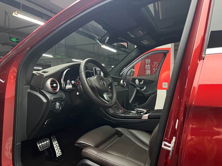 Mercedes-Benz GLC 2018 GLC 200 4 MATIC — фото 16