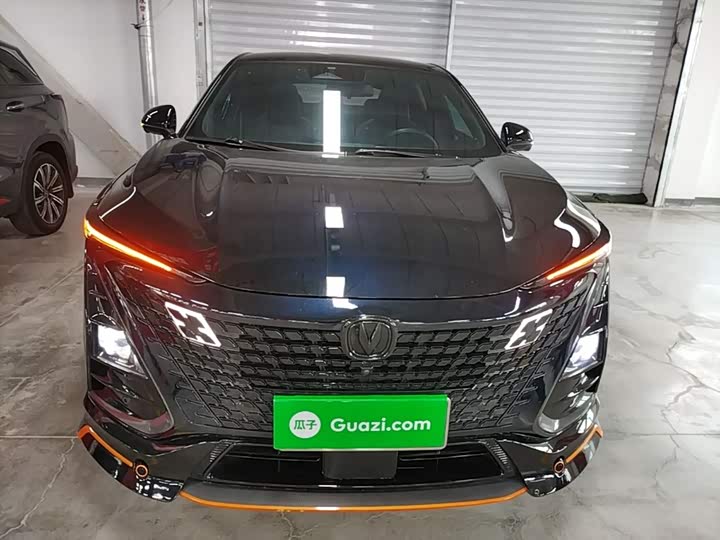 Changan UNI-T 2022 1.5 T Premium — фото 3