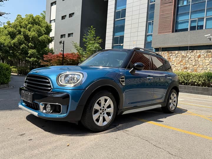 MINI Countryman — фото 1