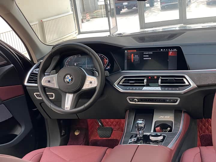 BMW X5 2022 x Drive 30 Li M — фото 22