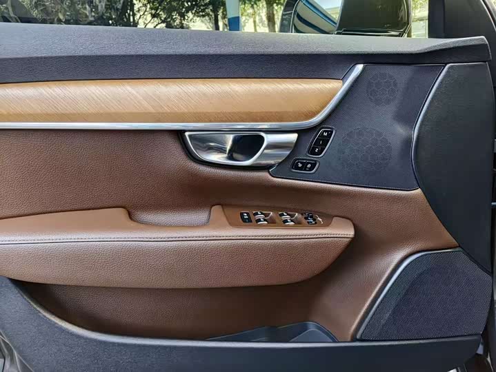 Volvo S90 Hybrid 2021 T 8 E Hybrid — фото 16