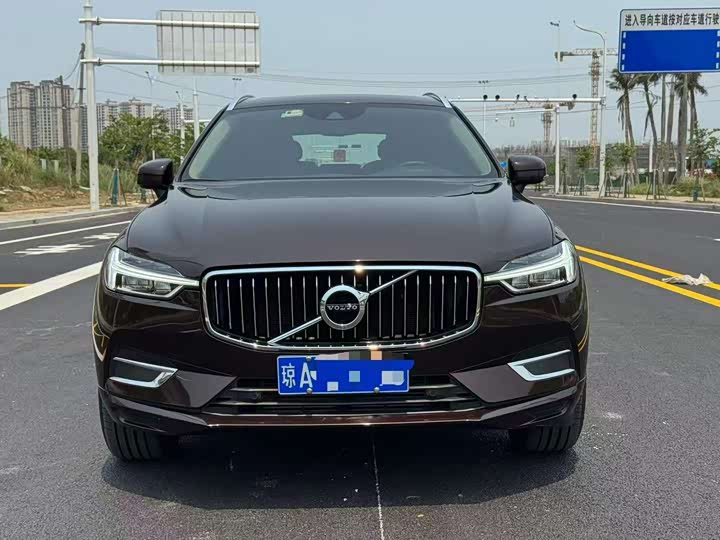 Volvo XC60 2020 T 5 4 WD — фото 2