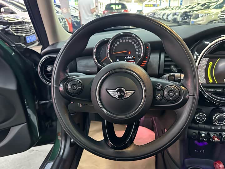 MINI Hatch — фото 13