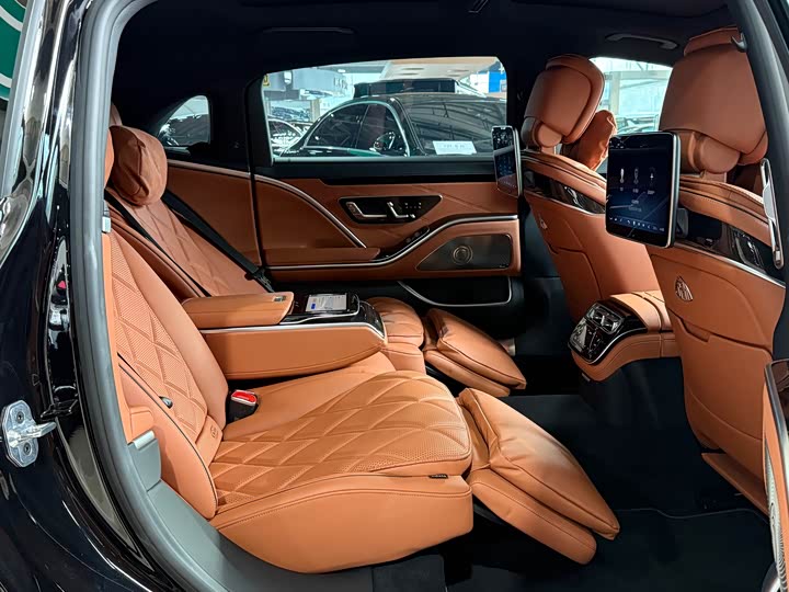 Maybach S-Class 2024 S 480 4 MATIC — фото 9