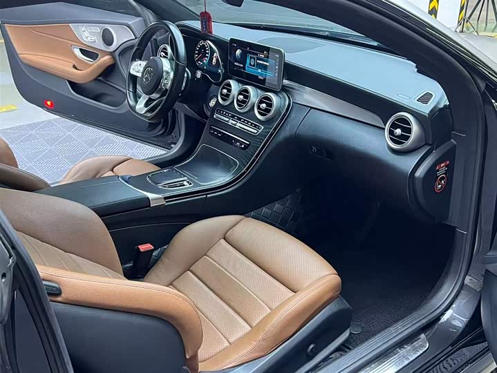 Mercedes-Benz C-Class — фото 10