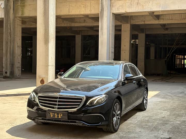 Mercedes-Benz E-Class 2019 E 300 L — фото 1