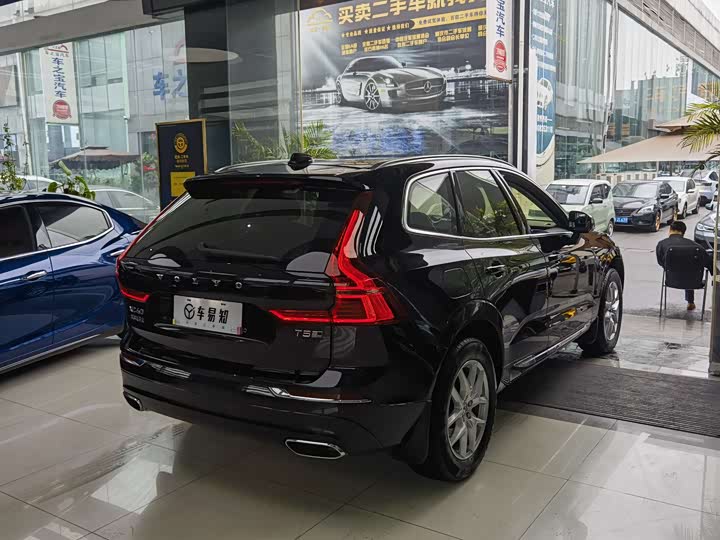 Volvo XC60 2021 T 5 4 WD — фото 16