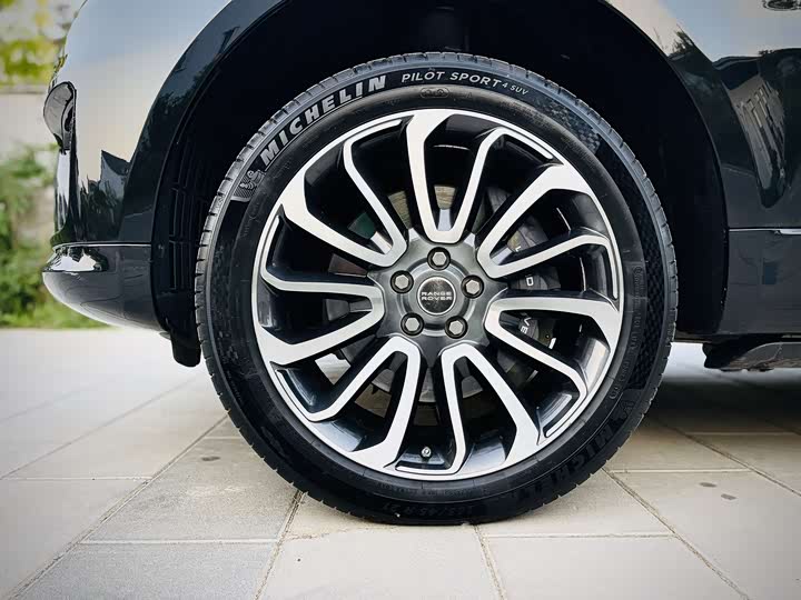 Land Rover Range Rover Sport — фото 20