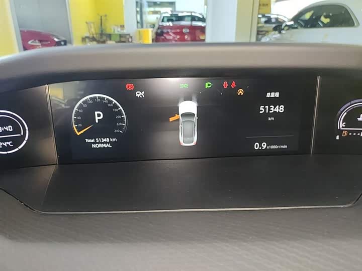 Changan UNI-V 2022 1.5 T — фото 12