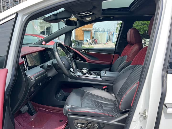Trumpchi M8 2023 400 T — фото 9