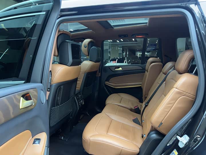 Mercedes-Benz GLS 2017 GLS 500 4 MATIC — фото 7