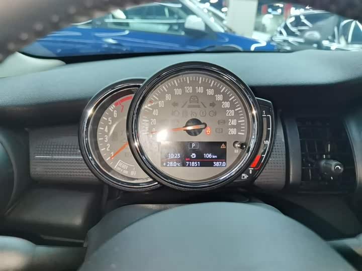MINI Hatch — фото 12