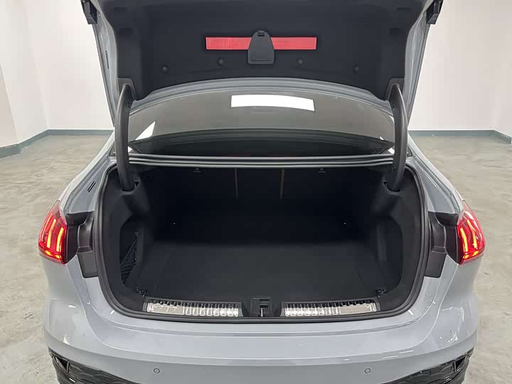 Audi A5L 2026 2.0 T Plus — фото 17