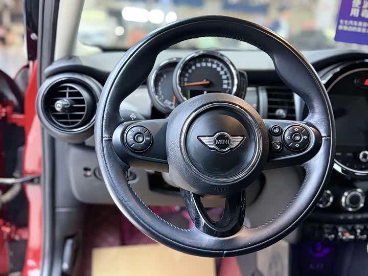 MINI Hatch — фото 12