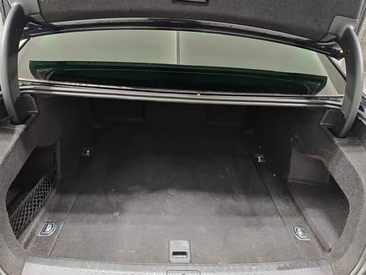 Volkswagen Phideon — фото 18