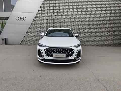 Audi Q5L 2026 2.0 T — фото 11