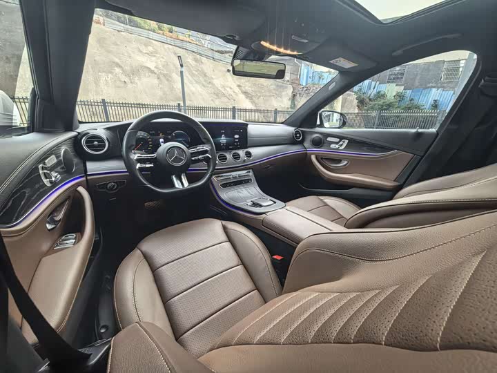 Mercedes-Benz E-Class 2021 E 300 L — фото 16