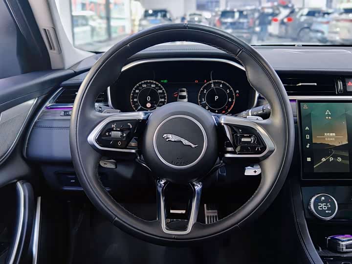 Jaguar XFL 2023 XFL 2.0 T P 200 2 WD — фото 10