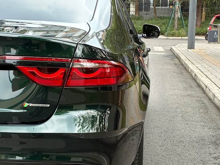 Jaguar XFL 2021 XFL 2.0 T P 250 2 WD — фото 14