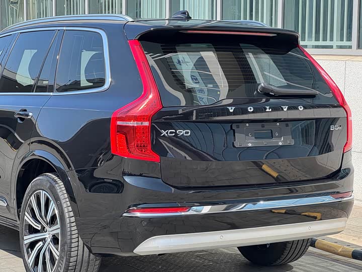 Volvo XC90 2022 B 5 — фото 7