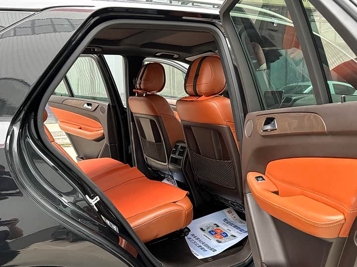 Mercedes-Benz GLE 2015 GLE 400 4 MATIC — фото 17