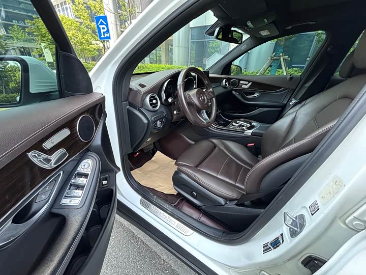 Mercedes-Benz GLC 260 4MATIC динамик — фото 9