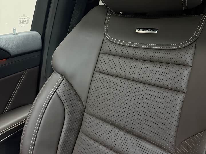Mercedes-Benz GLS 2017 AMG GLS 63 4 MATIC — фото 9