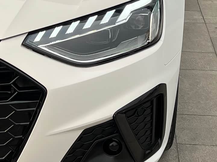 Audi A4L 2023 40 TFSI — фото 11