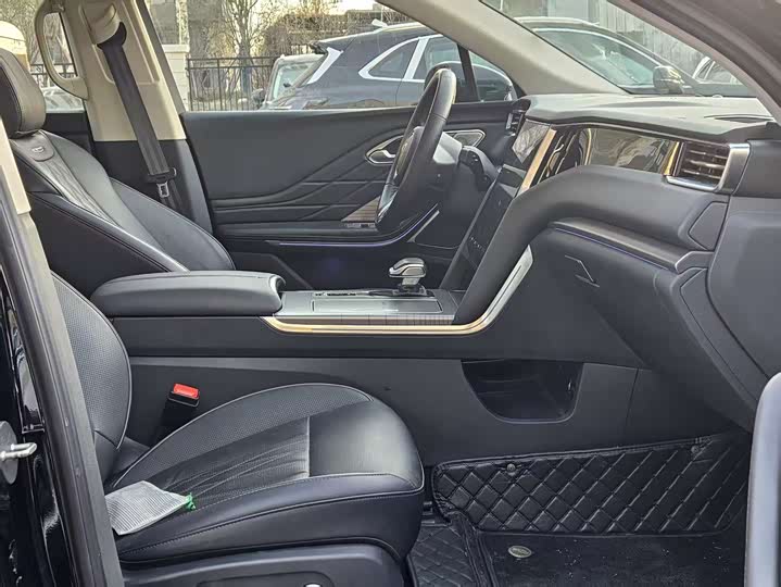 Hongqi HS7 PHEV 2024 2.0 T PHEV 4 WD 6 — фото 19