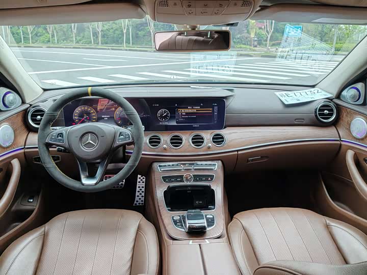 Mercedes-Benz E-Class 2018 E 200 L — фото 9