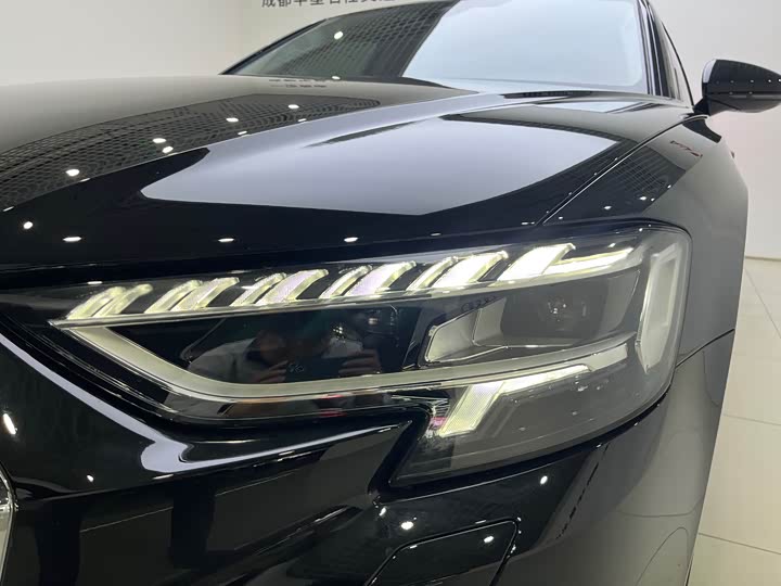 Audi A8 2023 A 8 L 50 TFSI quattro — фото 18