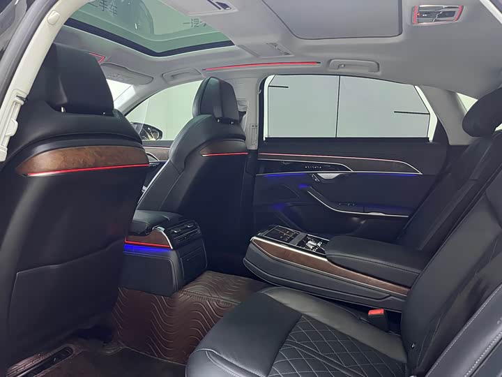 Audi A8 2023 A 8 L 50 TFSI quattro — фото 16