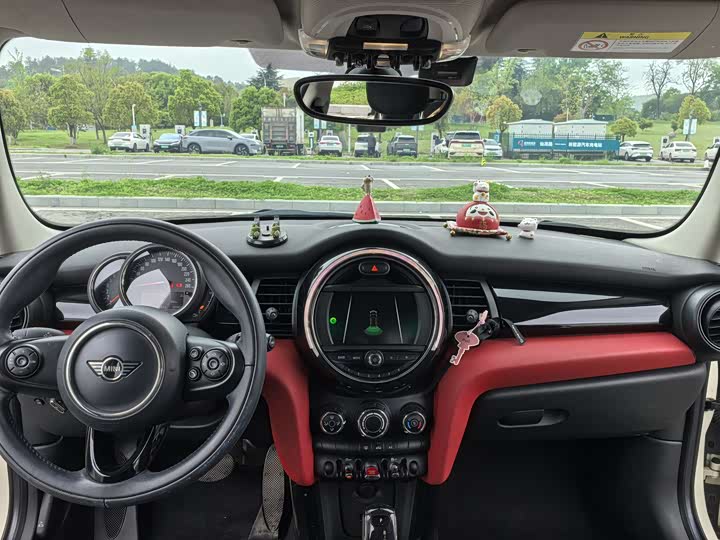 MINI Hatch — фото 11
