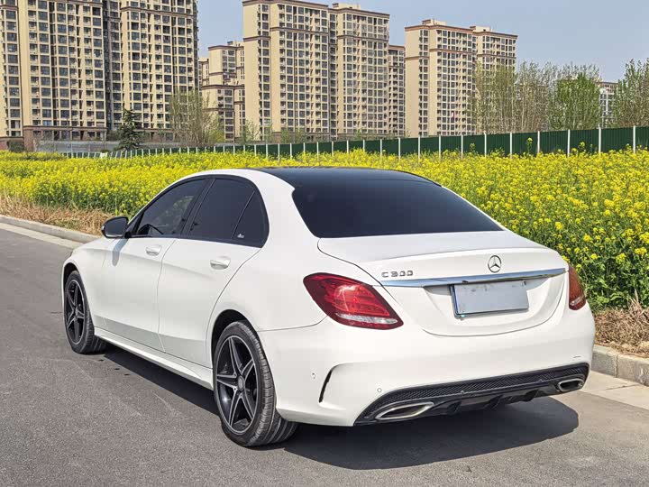 Mercedes-Benz C-Class 2015 C 300 — фото 4