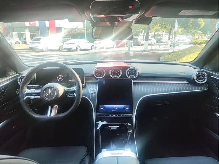 Mercedes-Benz C-Class 2023 C 260 L — фото 8