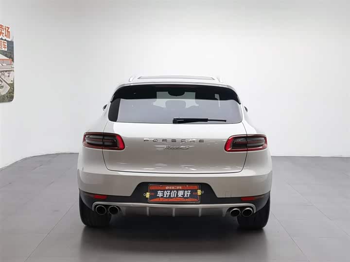 Porsche Macan 2017 Macan 2.0 T — фото 4