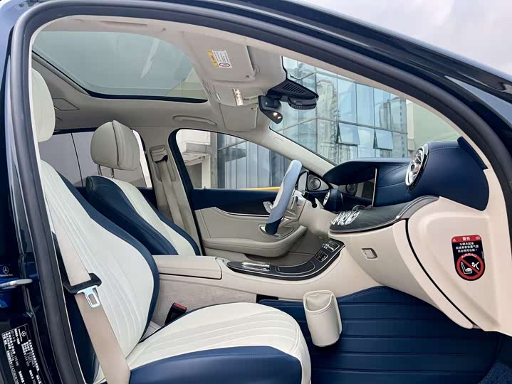 Mercedes-Benz E-Class 2021 E 300 L Luxury — фото 11
