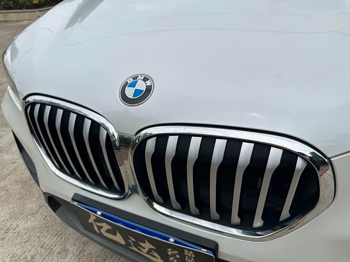 BMW X1 2021 s Drive 20 Li — фото 24