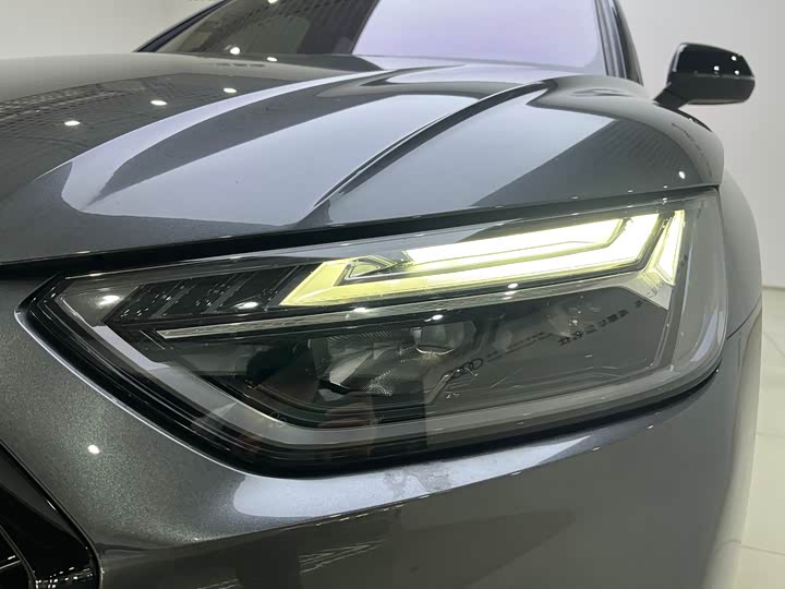 Audi Q5L Sportback 2024 40 TFSI Luxury — фото 17