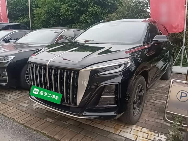 Hongqi HS3 2023 1.5 T 2 WD — фото 1