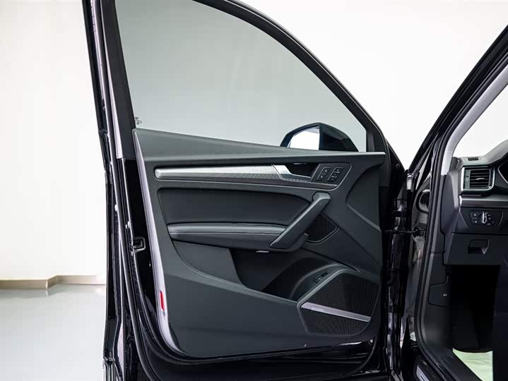 Audi Q5L 2021 45 TFSI — фото 10